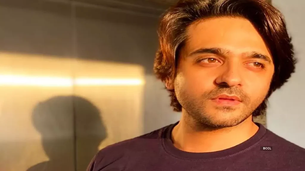 Chandragupta Maurya Star Ashish Sharma Seeks Prayers for Father’s Critical Health